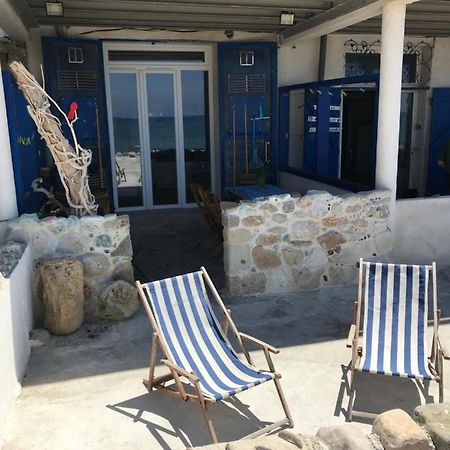 Le Cabanon Bleu Sur La Plage Марсель Экстерьер фото
